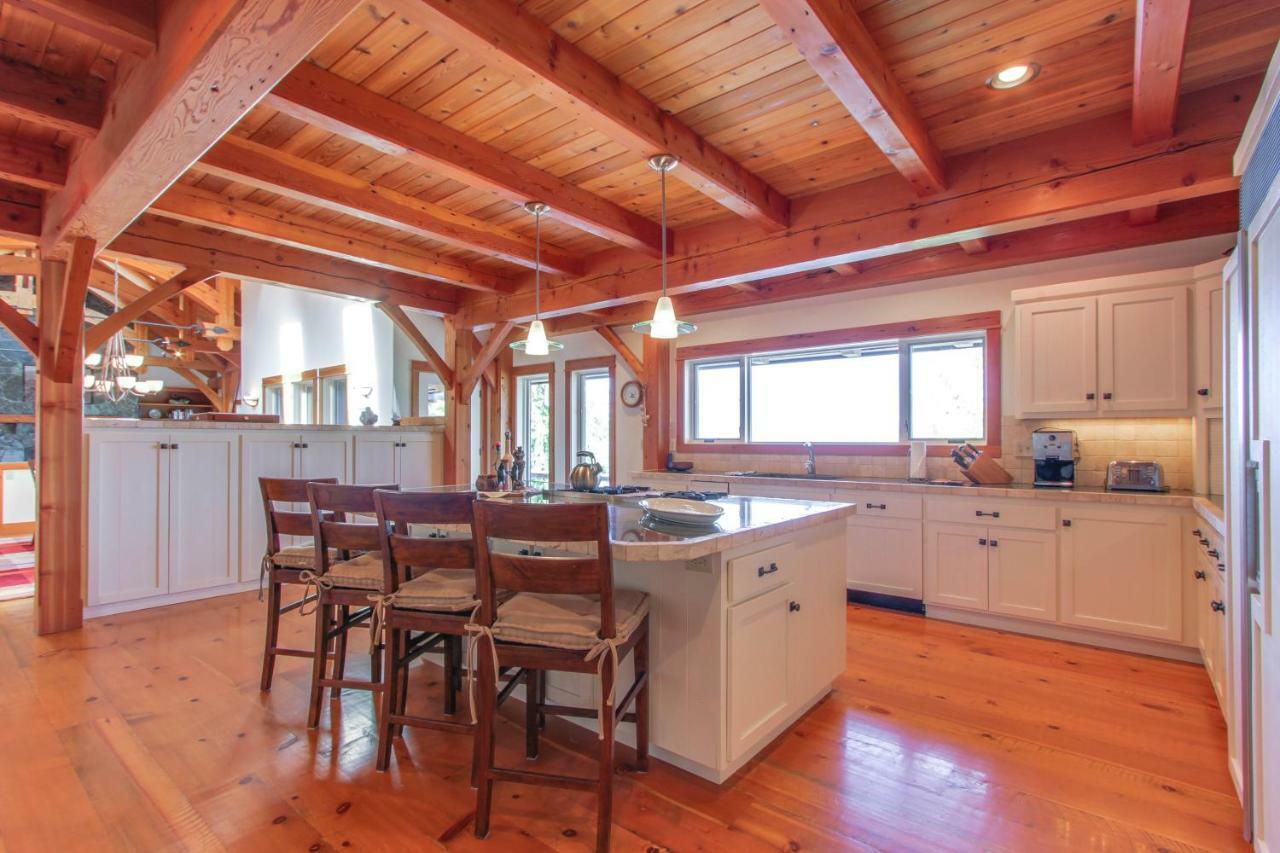 Bottle Bay Lakefront Lodge Sandpoint Dış mekan fotoğraf